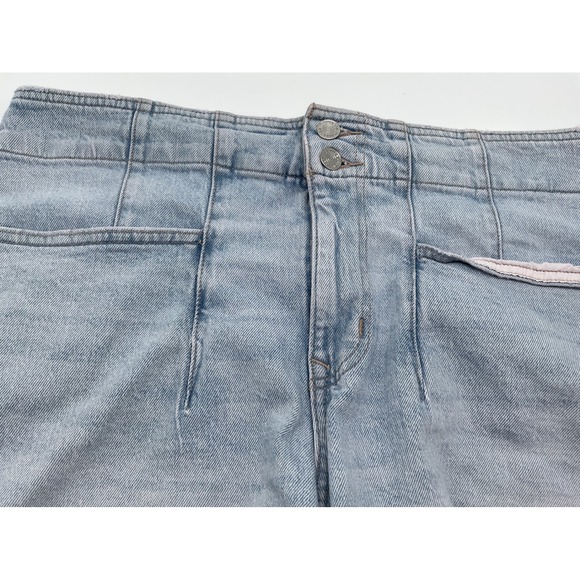 M. Jeans Denim Shorts High Waist Frayed Hem Light Wash Women's Shorts Size 16W - Picture 4 of 11